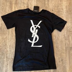 New Fashion logo tee